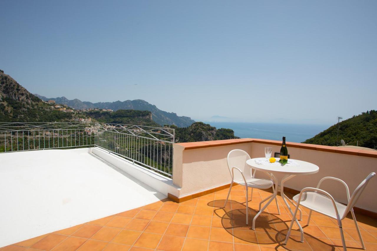 Dame Casa Vacanza Amalfi Exterior photo